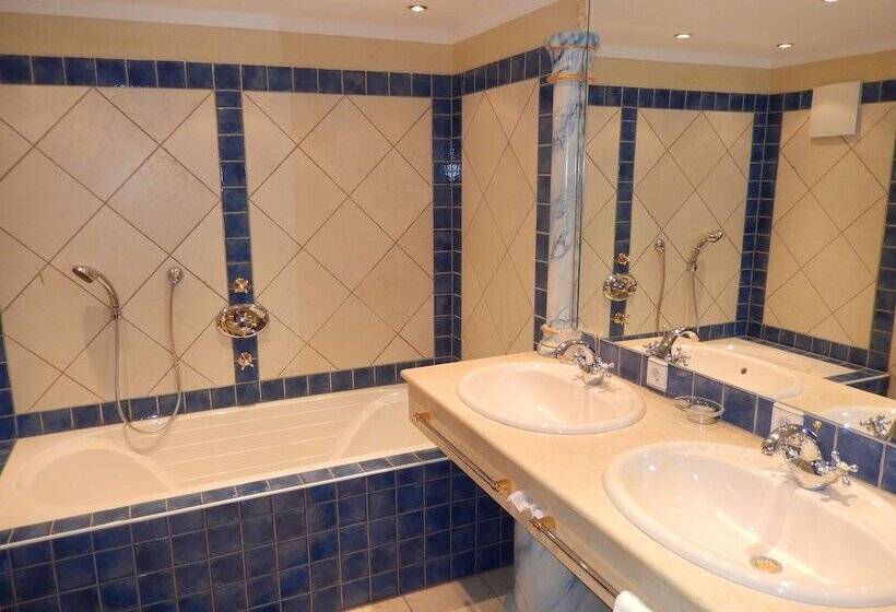 اتاق لوکس, Piz Buin