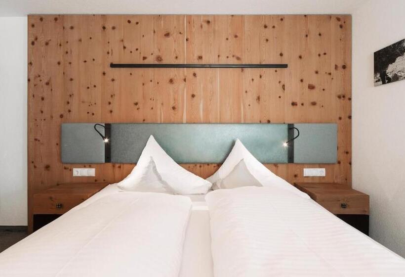 اتاق خانوادگی, Piz Buin