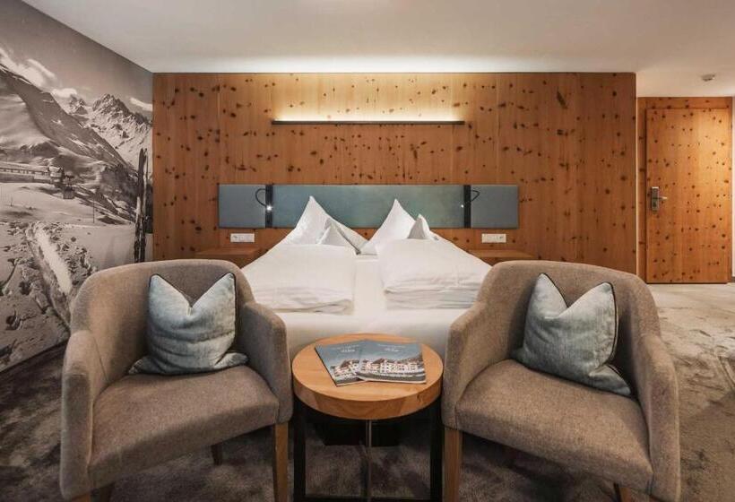 اتاق کلاب, Piz Buin