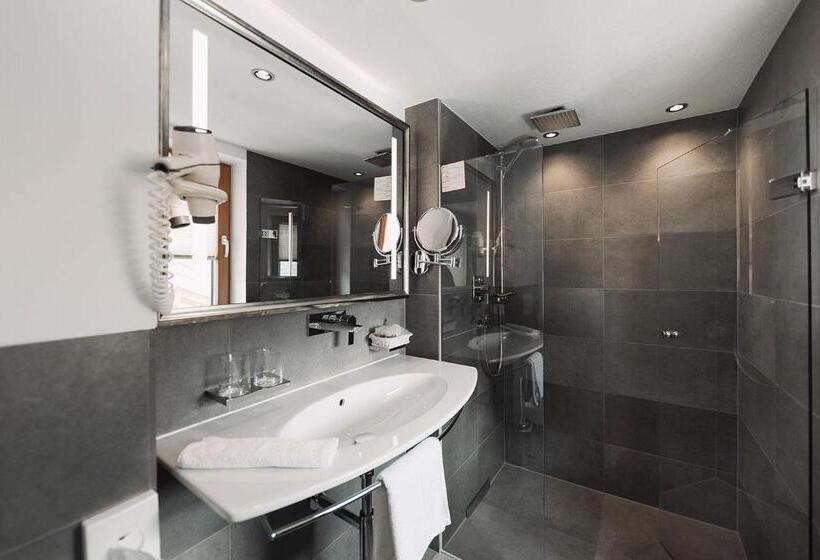 اتاق استاندارد یک تخته با بالکن, Piz Buin