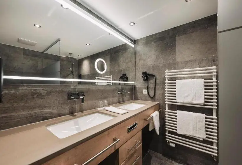 Club Triple Room, Piz Buin