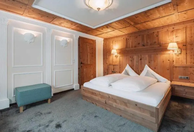 Club Triple Room, Piz Buin