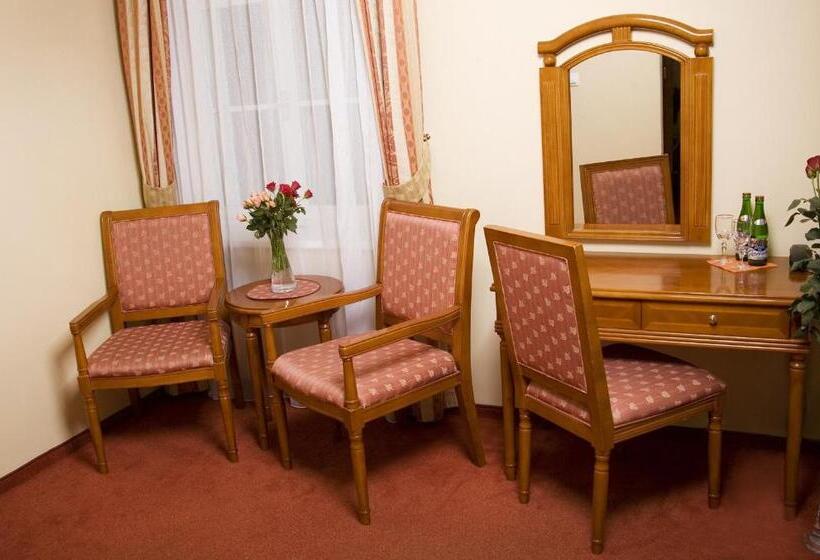 غرفة قياسية, Saint Antonius