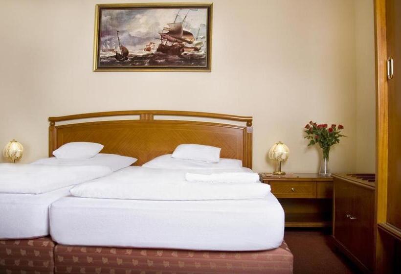 غرفة قياسية, Saint Antonius