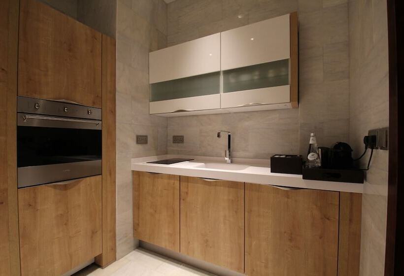 ロイヤルスイート, The Hotel Galleria Jeddah, Curio Collection By Hilton