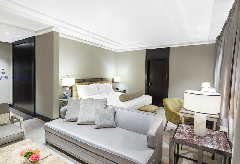 ロイヤルスイート, The Hotel Galleria Jeddah, Curio Collection By Hilton