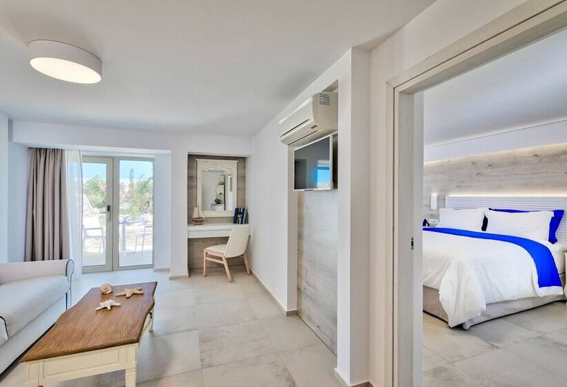 Люкс Superior, White Pearls Luxury Suites   Adults Only