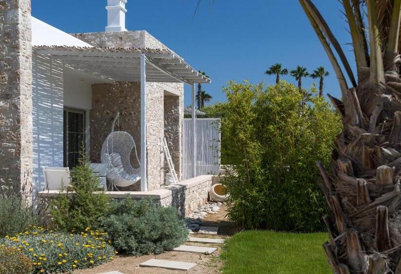 Люкс с гидромассажем, White Pearls Luxury Suites   Adults Only