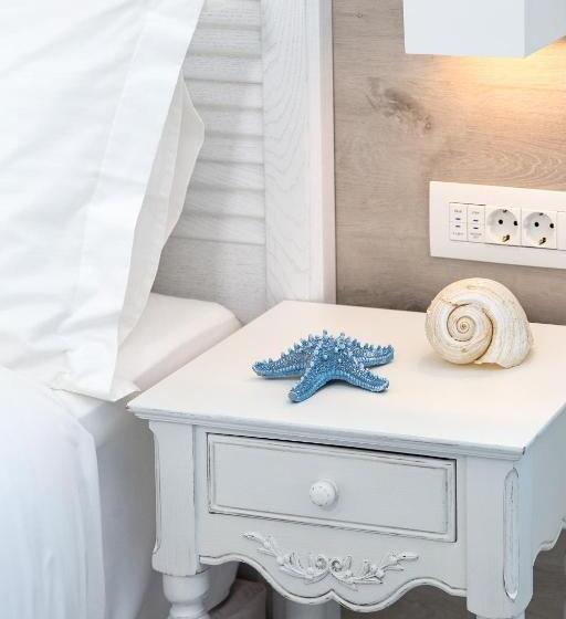 Полулюкс, White Pearls Luxury Suites   Adults Only