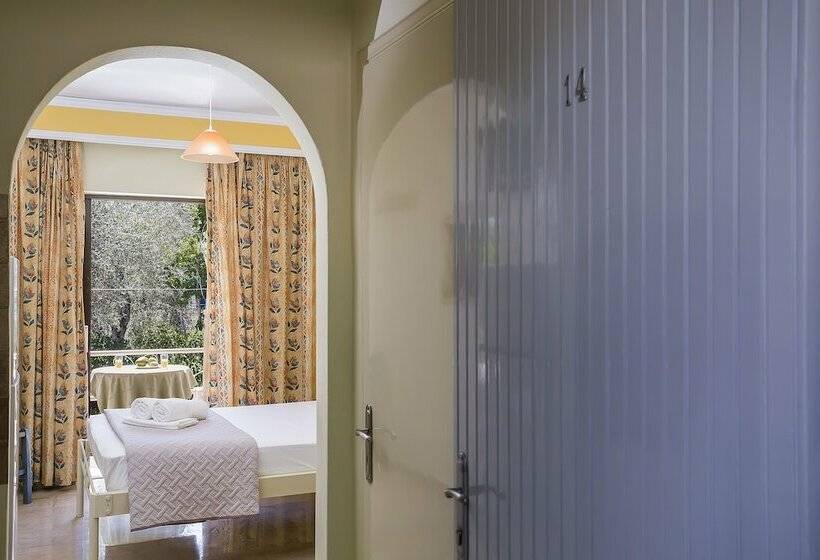 标准工作室, Mathraki Resort