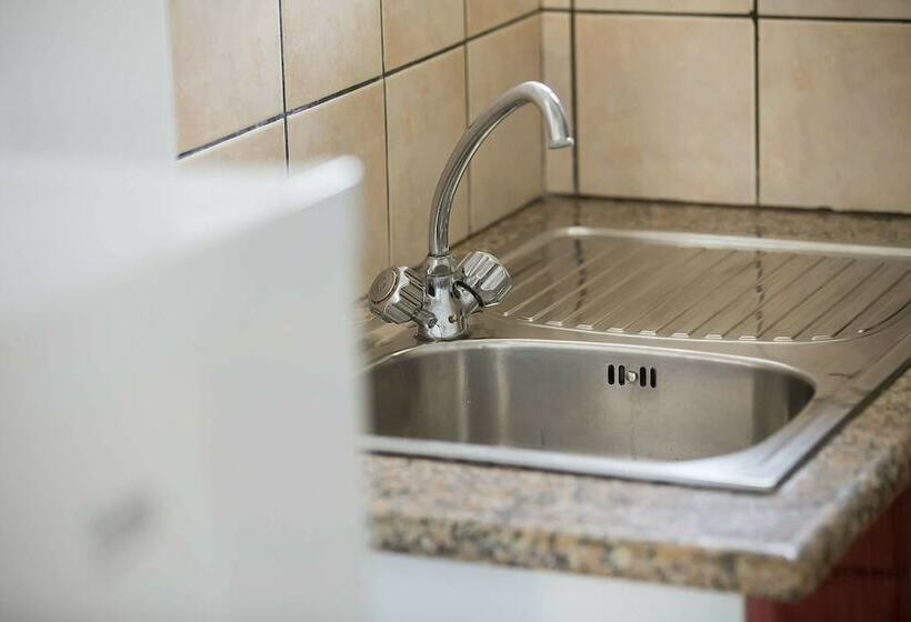 Студия Стандарт, Mathraki Resort