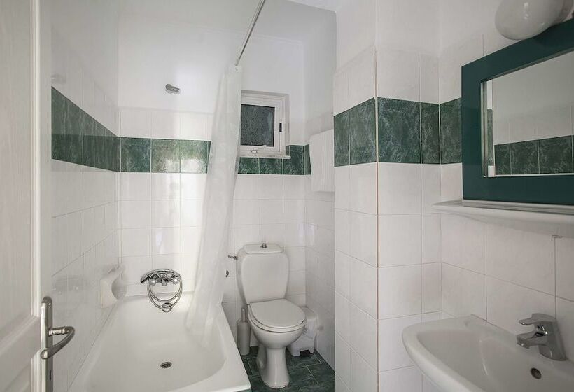 标准工作室, Mathraki Resort