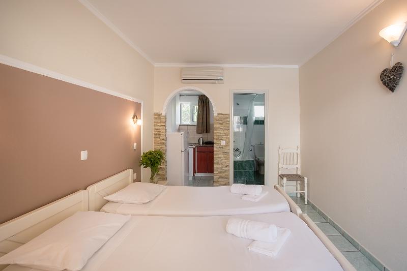 Студия Стандарт, Mathraki Resort