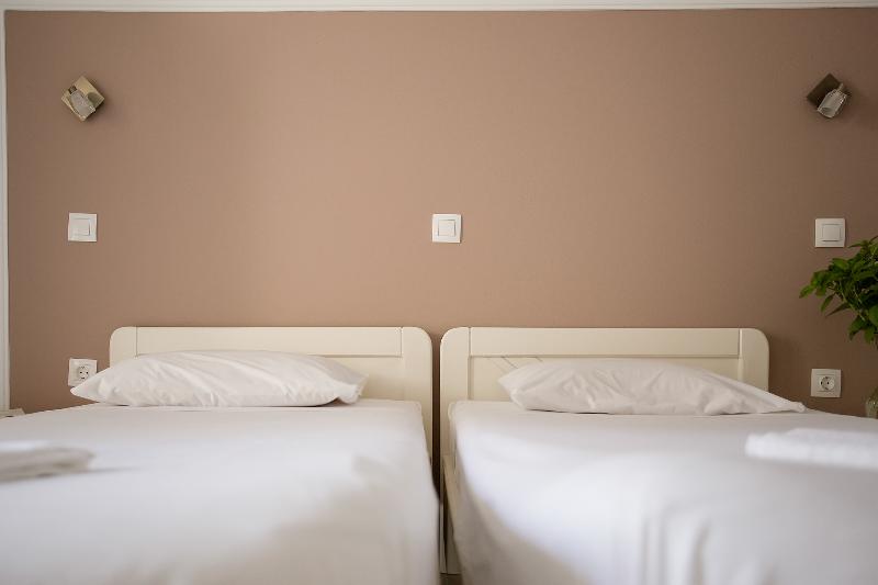 标准工作室, Mathraki Resort