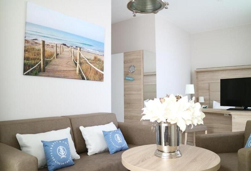 주니어 스위트, Ostseehotel Warnemünde