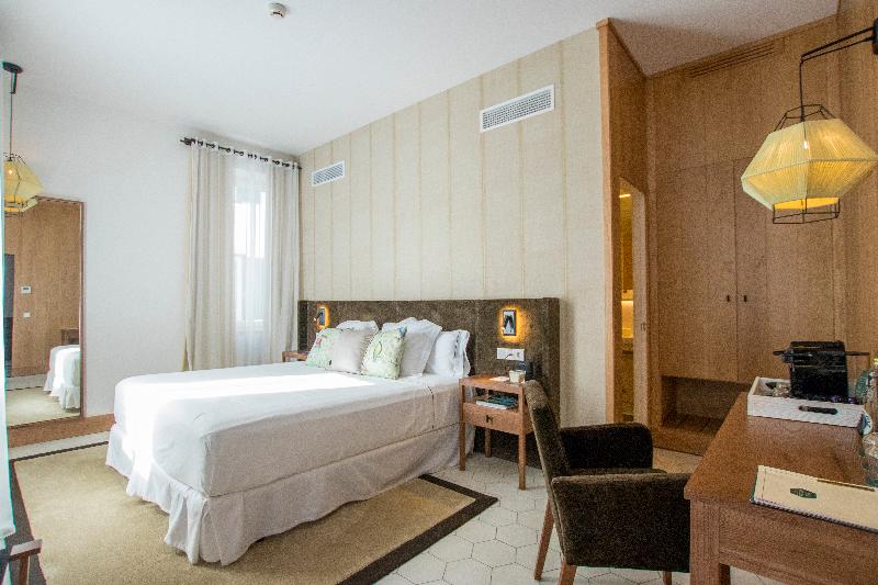 סוויטה, Boutique Hotel Sant Roc & Spa