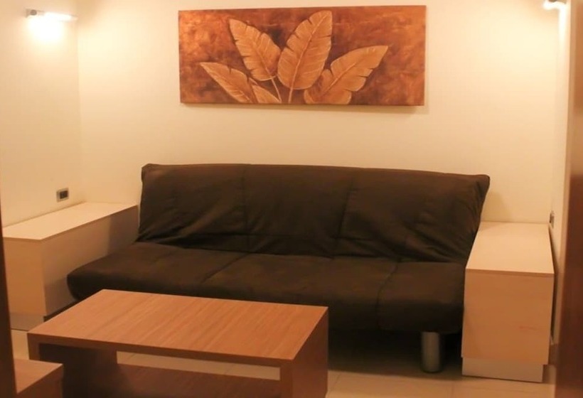 سوییت جونیور, Hayali Suites