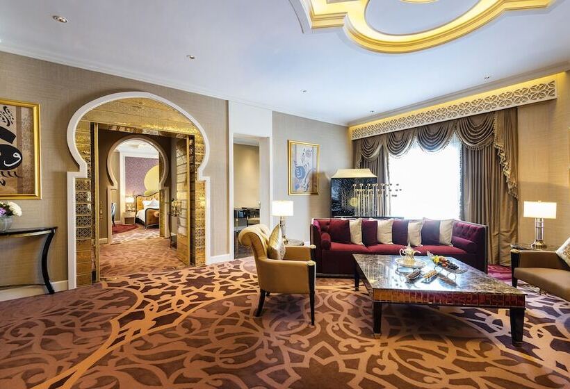 سوئیت رویال, Ezdan Palace