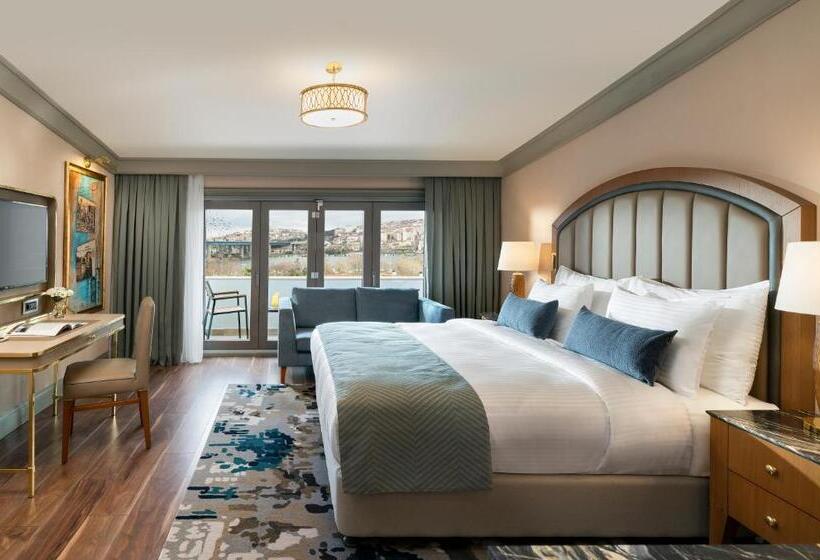 ジュニアスイート, Millennium Istanbul Golden Horn