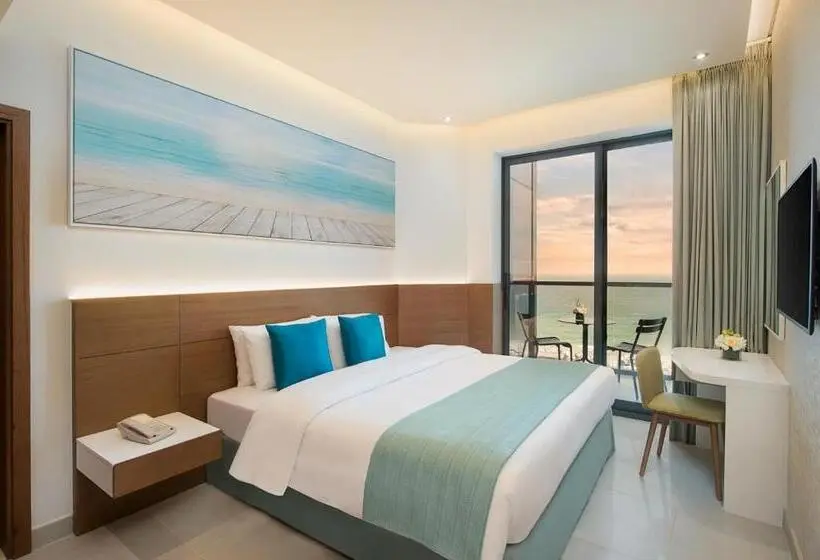 اتاق استاندارد با تخت بزرگ, Wyndham Garden Ajman Corniche