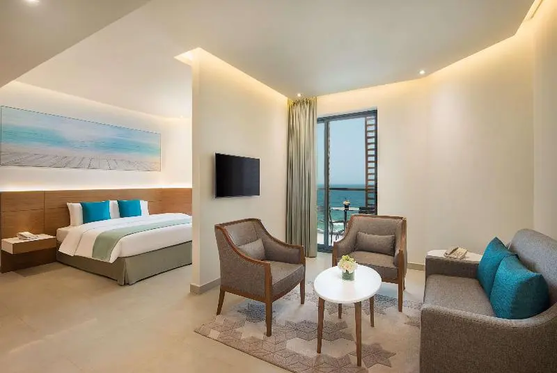 سوئیت با تخت بزرگ, Wyndham Garden Ajman Corniche