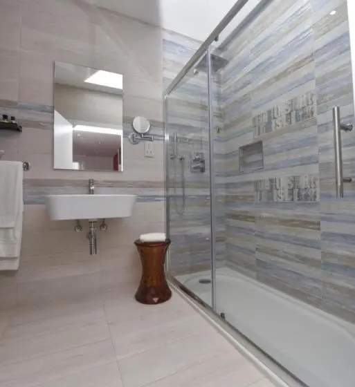 اتاق لوکس, Quaint Boutique Hotel Xewkija