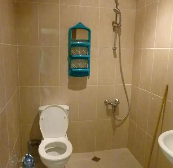 اتاق استاندارد سه تخته با بالکن, Why Me Ecofriendly Rooms