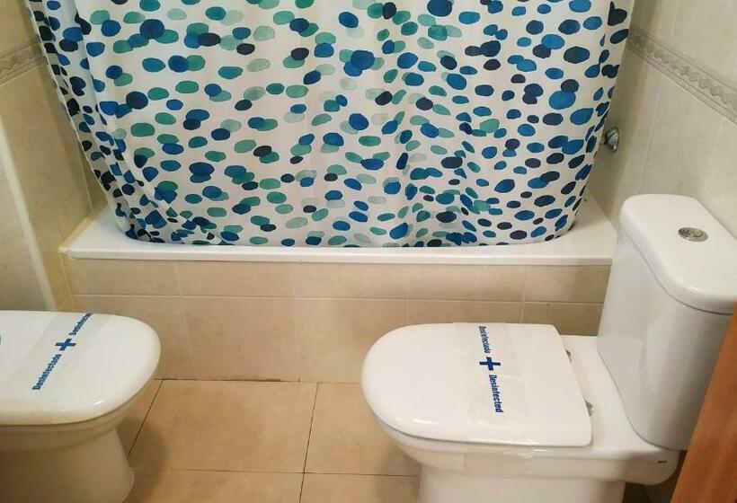 شقة 3 غرف, Apartamentos Neptuno 3000