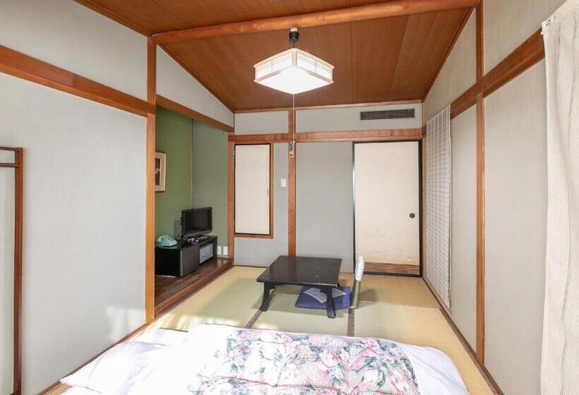 バス共有のスタンダードルーム, Tabist Matsuekan