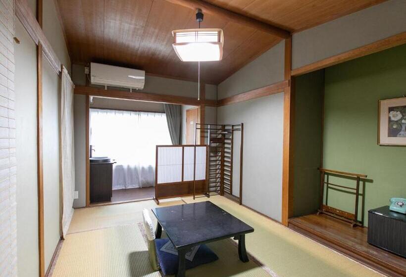 バス共有のスタンダードルーム, Tabist Matsuekan