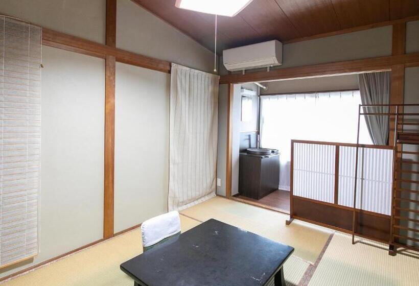 バス共有のスタンダードルーム, Tabist Matsuekan