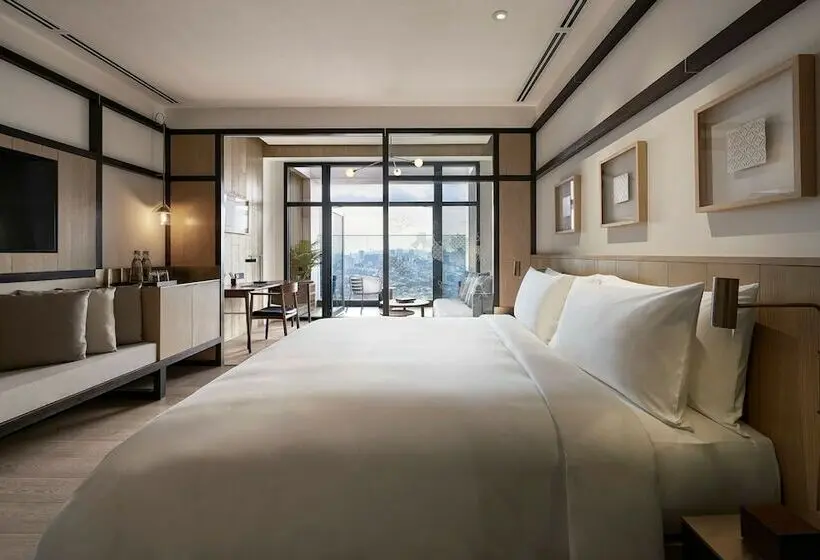 اتاق لوکس با بالکن, Alila Bangsar Kuala Lumpur
