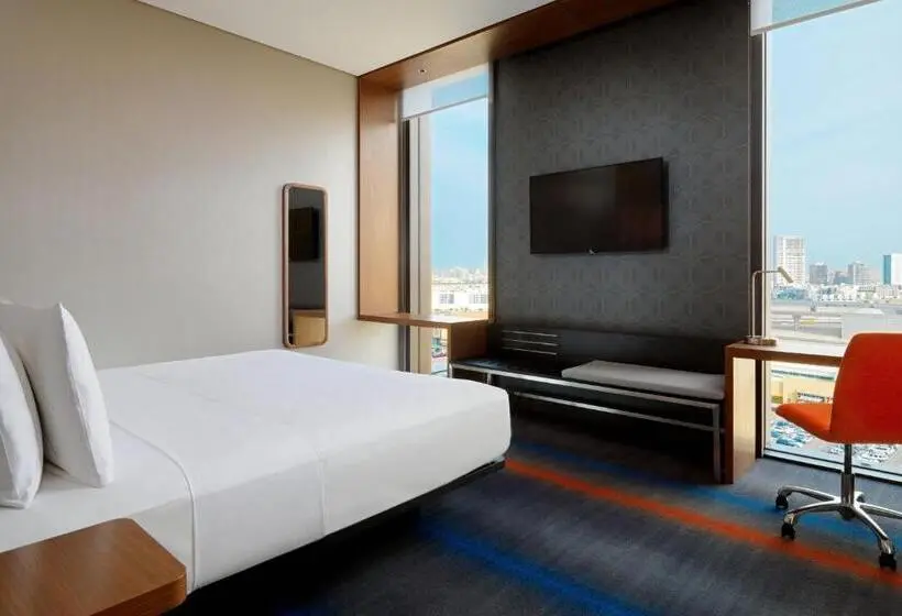 Sviitti King-vuode, Aloft Me'aisam, Dubai
