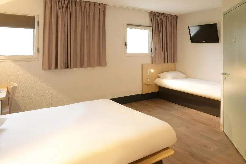 スタンダードトリプルルーム, B&b Hotel Angoulême
