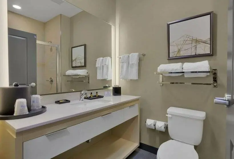 スイート, Best Western Plus Executive Residency Fillmore Inn