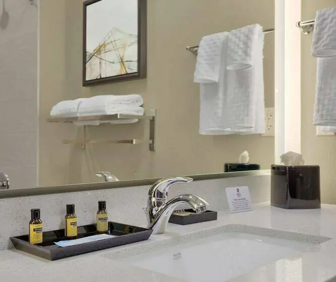 ２ダブルベッドのスタンダードルーム, Best Western Plus Executive Residency Fillmore Inn