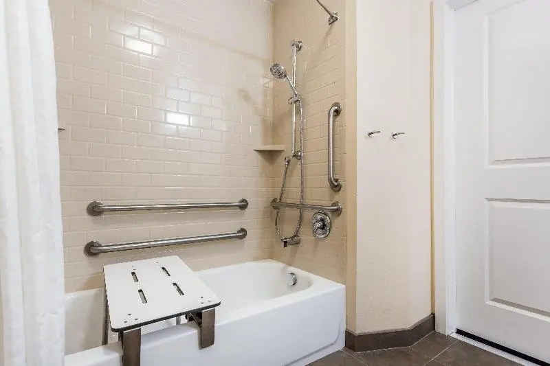 キングサイドベッドのスタンダードワンルーム, Candlewood Suites Bensalem   Philadelphia Area, An Ihg