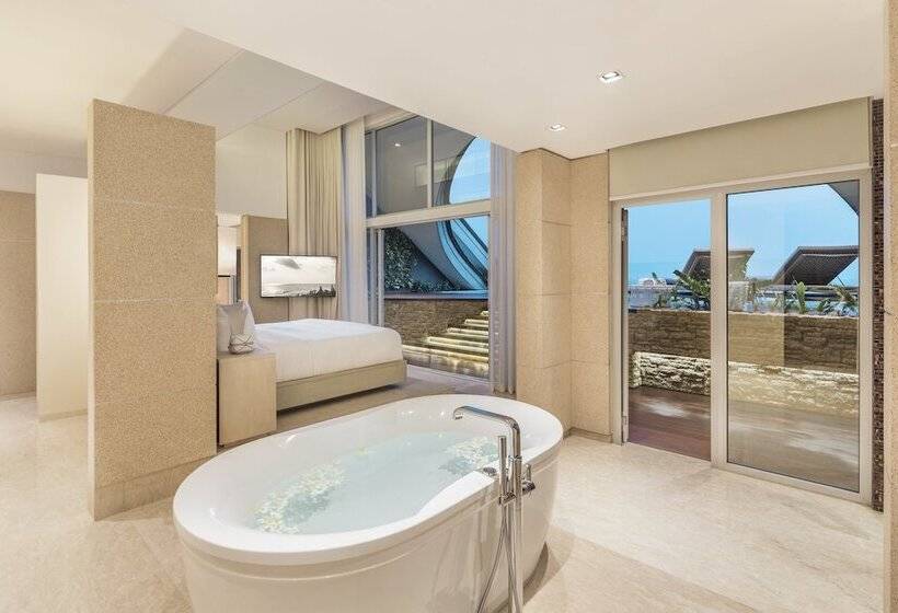 חדר פנטהאוז, Como Uma Canggu