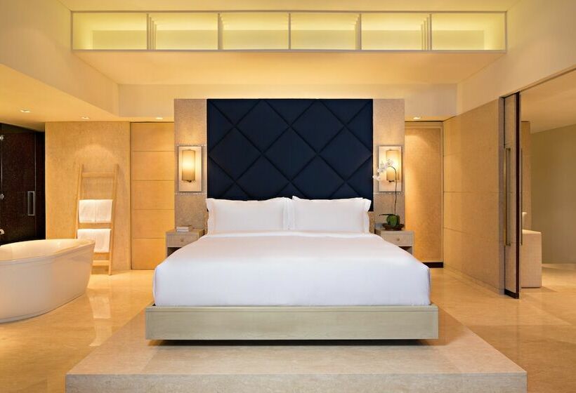 חדר פנטהאוז, Como Uma Canggu