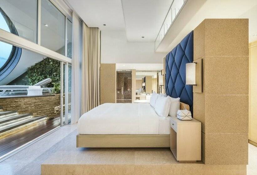 חדר פנטהאוז, Como Uma Canggu