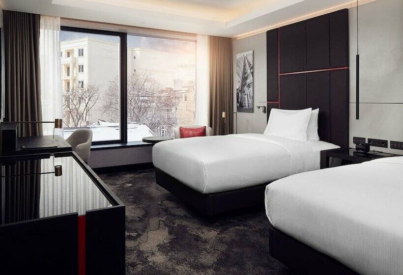 اتاق استاندارد با 2 تخت دوبل, Hilton Belgrade