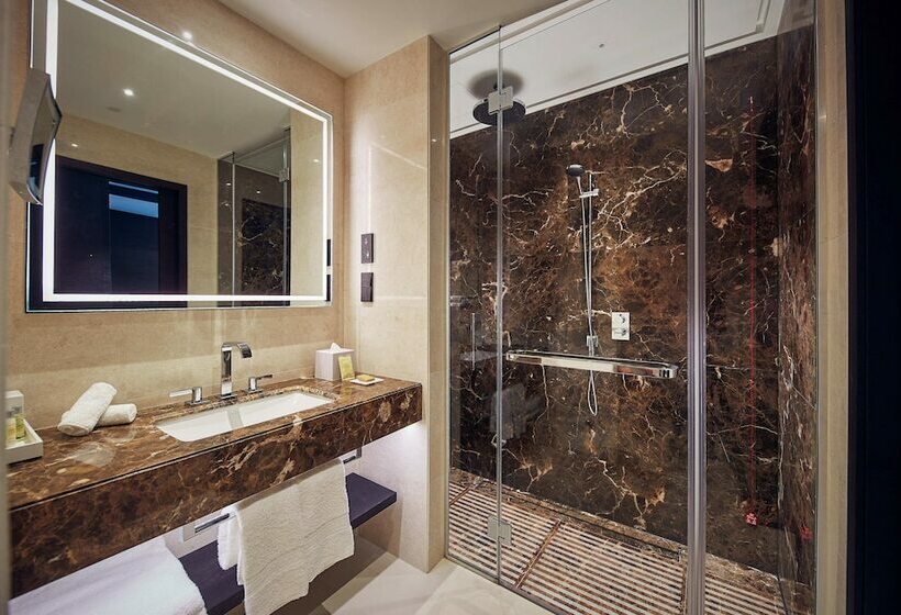 اتاق استاندارد با 2 تخت دوبل, Hilton Belgrade