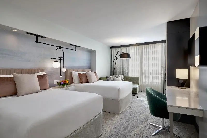 اتاق استاندارد برای معلولان, Holiday Inn Express & Suites Redding, An Ihg