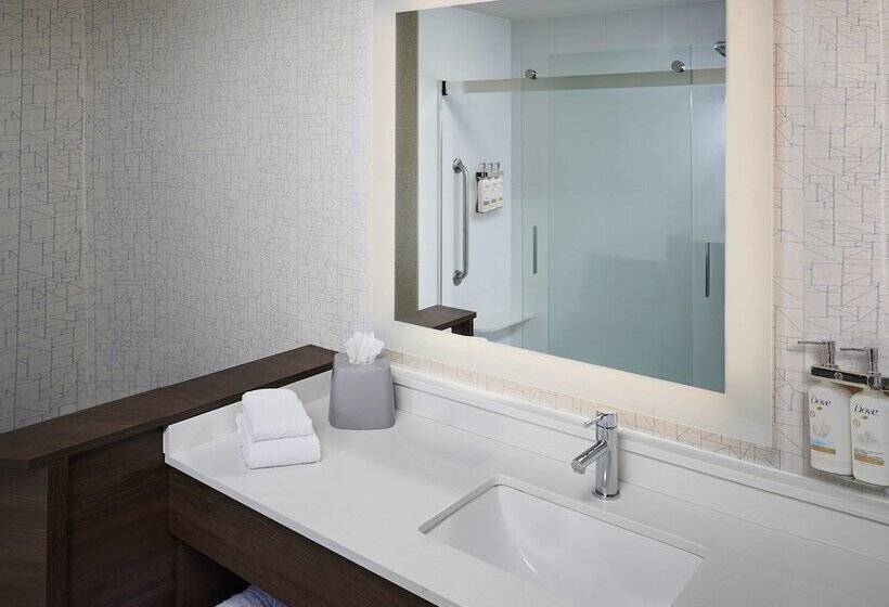 Standard Room, Holiday Inn Express Niagara On The Lake, An Ihg