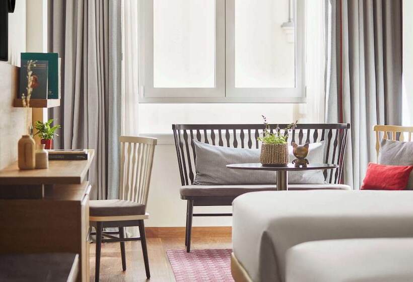 Номер Стандарт 2 Двуспальные Кровати, Hyatt Centric Gran Via Madrid