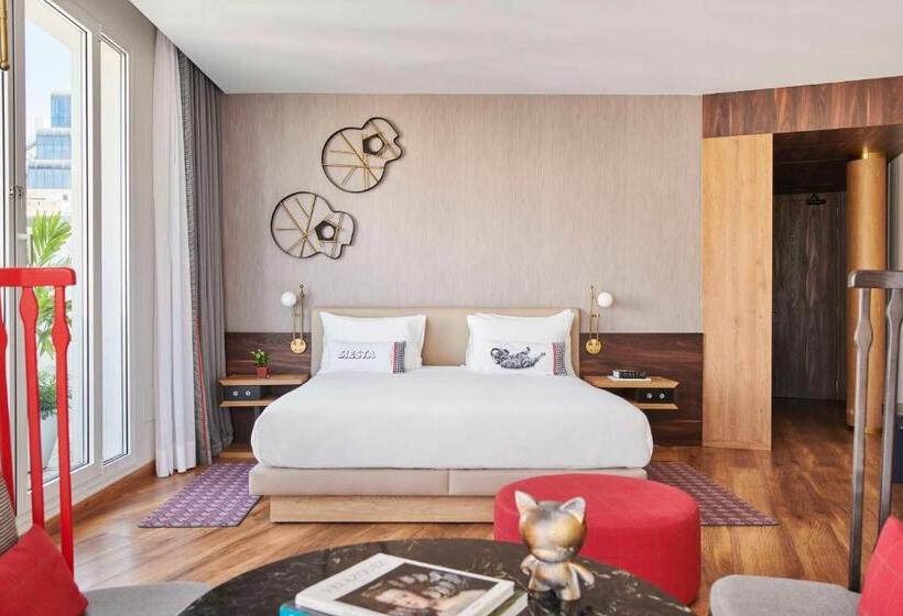 Люкс с Террасой, Hyatt Centric Gran Via Madrid