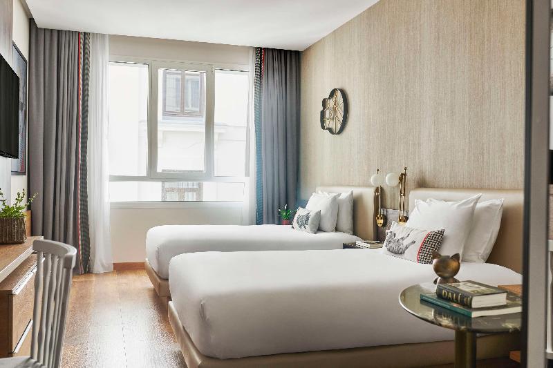 Номер Стандарт, Hyatt Centric Gran Via Madrid