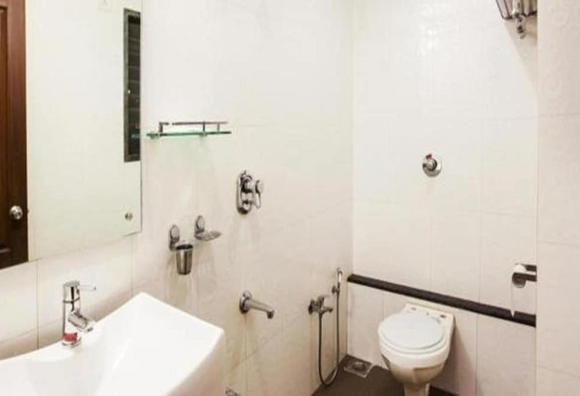 חדר דלוקס, Jaffer Bhais Brickland