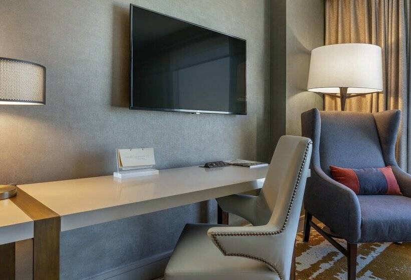 חדר דלוקס מותאם לאנשים עם מוגבלויות, Omni Louisville