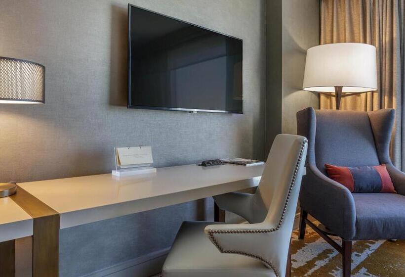 اتاق لوکس, Omni Louisville